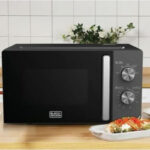 BLACK+DECKER Microwave Oven, 20L, 700W Power, 30-Min Timer, Rotary Dial Control, Chrome Finish Knobs, 5 Power Levels for Precise Cooking, Compact Design for Kitchens, Black - MZ2015P-B5 - Image 3