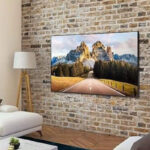 Samsung 55 Inch 4K UHD TV Slim Look Built-In Receiver UA55AU7000UXZN - Image 2